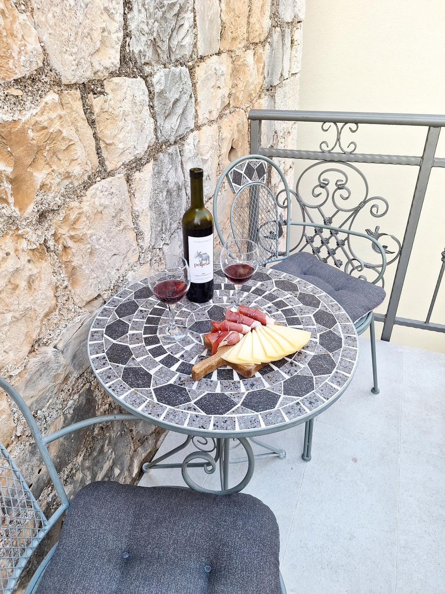 St Peter'S Heritage House Trogir Zewnętrze zdjęcie
